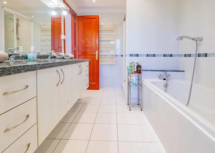 Cubo's Casa La Paloma * Marbella