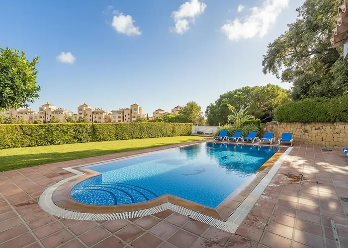 Cubo's Casa La Paloma Willa *