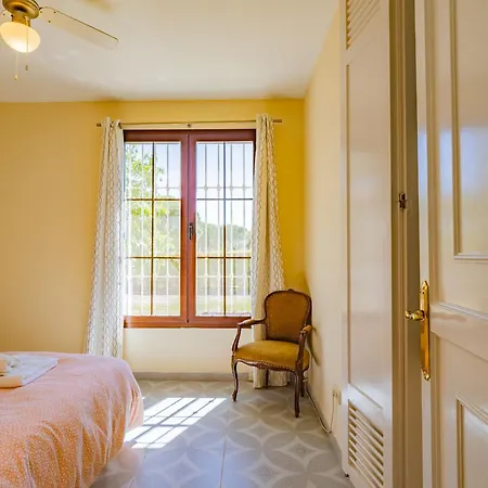 Cubo's Casa La Paloma * ماربيا