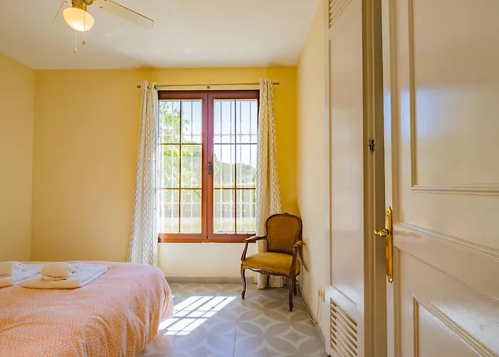 Cubo's Casa La Paloma * ماربيا