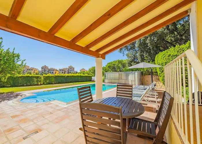 فيلة Cubo's Casa La Paloma *
