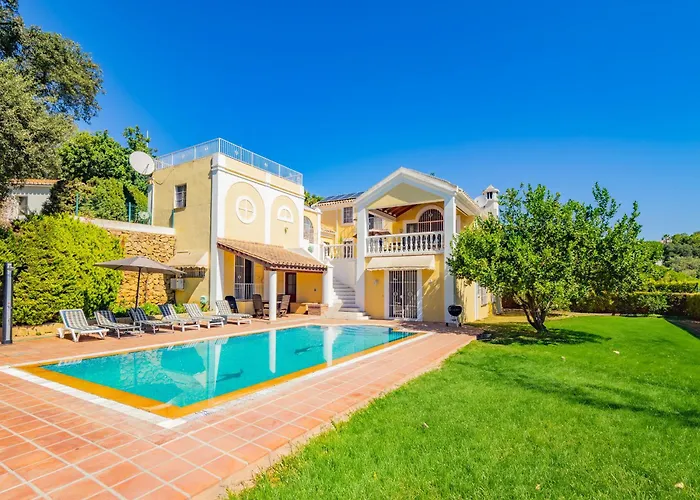 Cubo's Casa La Paloma فيلة ماربيا